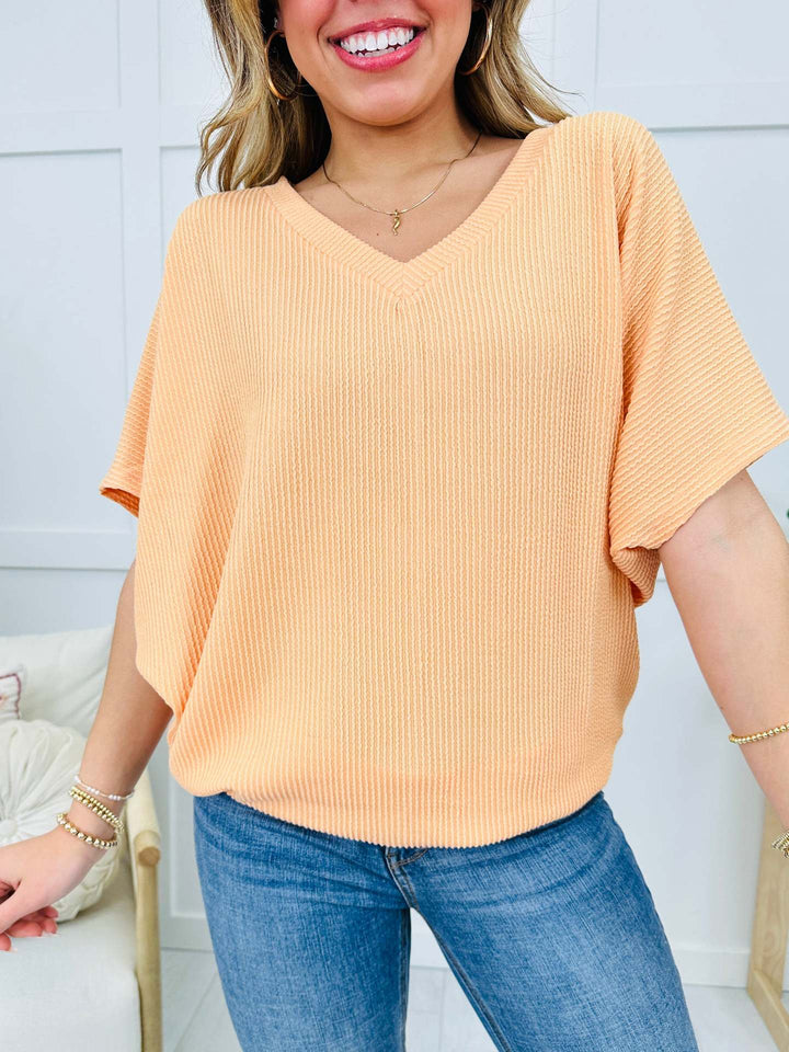 Selena – Top Estivo Casual con Scollo a V – Tessuto a Costine Leggero e Vestibilità Ampia