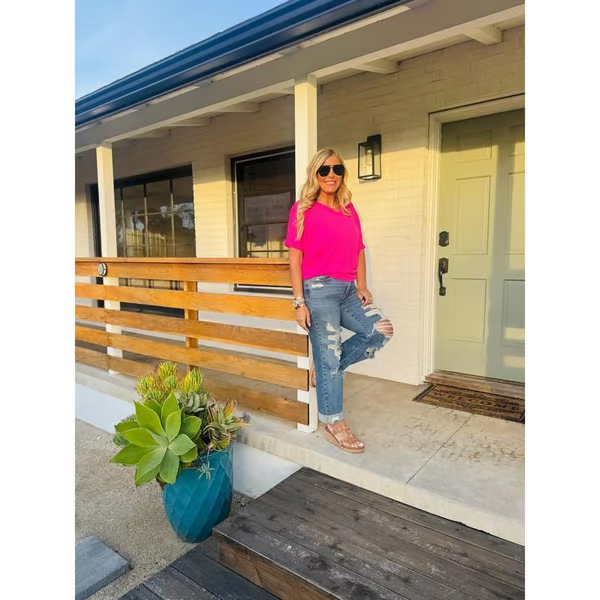 Selena – Top Estivo Casual con Scollo a V – Tessuto a Costine Leggero e Vestibilità Ampia