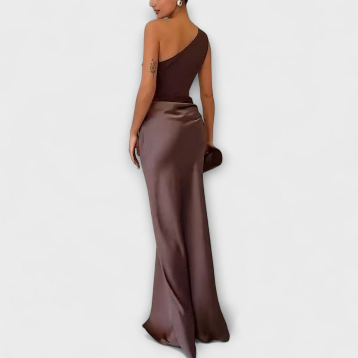 Levana – Abito Maxi Plissettato con Spalla Unica