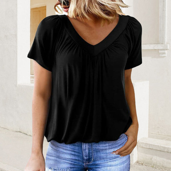 Isabelle – Blusa Plissettata con Scollo a V – Maniche Corte e Tessuto Morbido